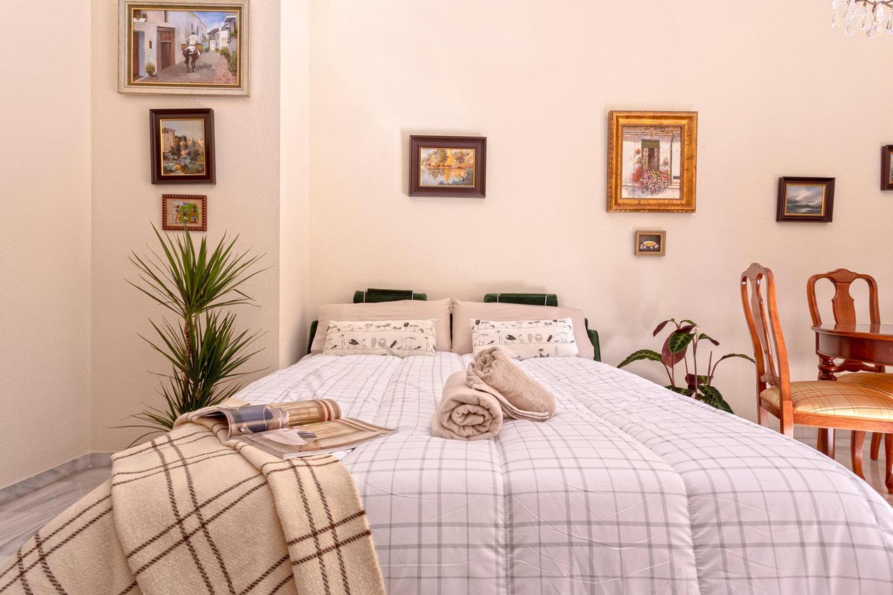 Balcon Y Parking Carreteria 77 Appartamento *